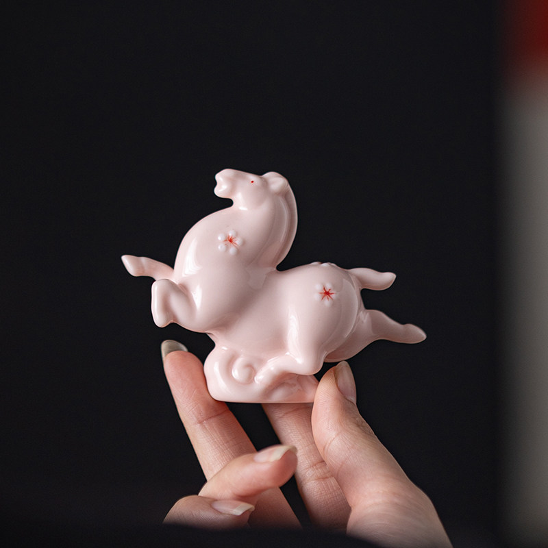 马踏祥云陶瓷摆件小号唐马可爱生肖客厅办公式桌面装饰女生粉色系