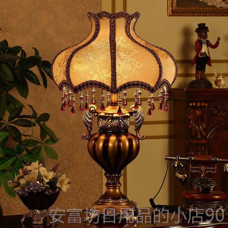 正品欧式床台轻复古美灯式古典奢头华温馨浪漫婚房卧奢室床头柜仿
