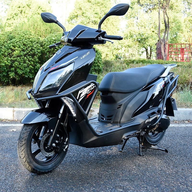 适用望江U2-150踏板车保险杠防摔护杠力帆赤狐150LF150T-5A前后杠