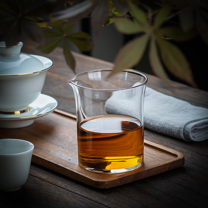 公道杯耐热玻璃大号透明加厚创意纯手工功夫茶具高通透分茶器茶海