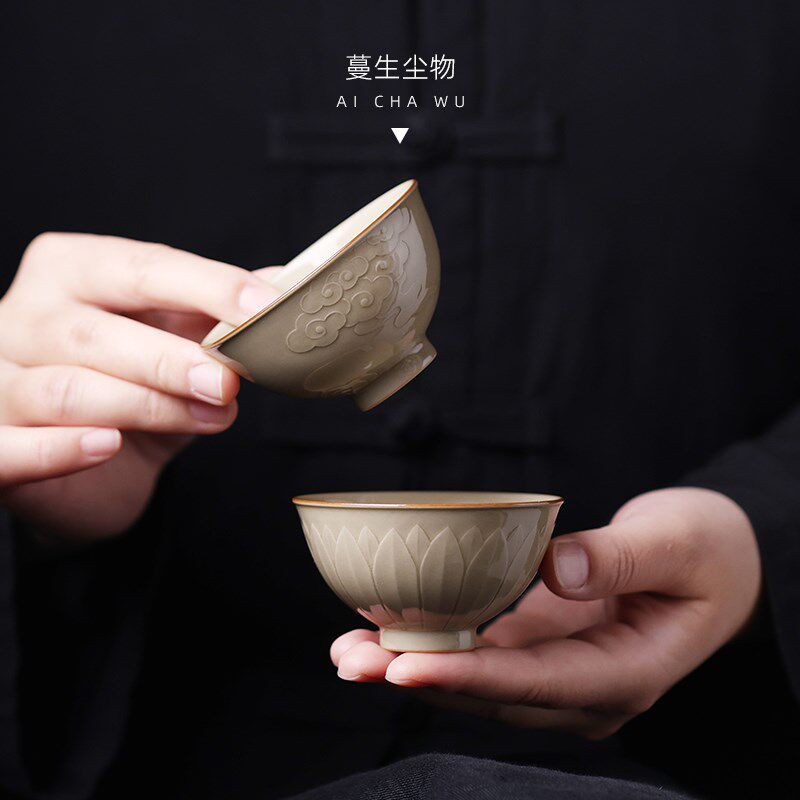 蔓生尘物定白茶具莲瓣祥云圈足杯卷云仰莲品茗主人客饮杯功夫茶道