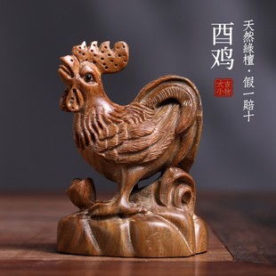 天然绿檀木雕刻生肖酉鸡木雕小摆件手工雕刻手把件生肖鸡转运摆件