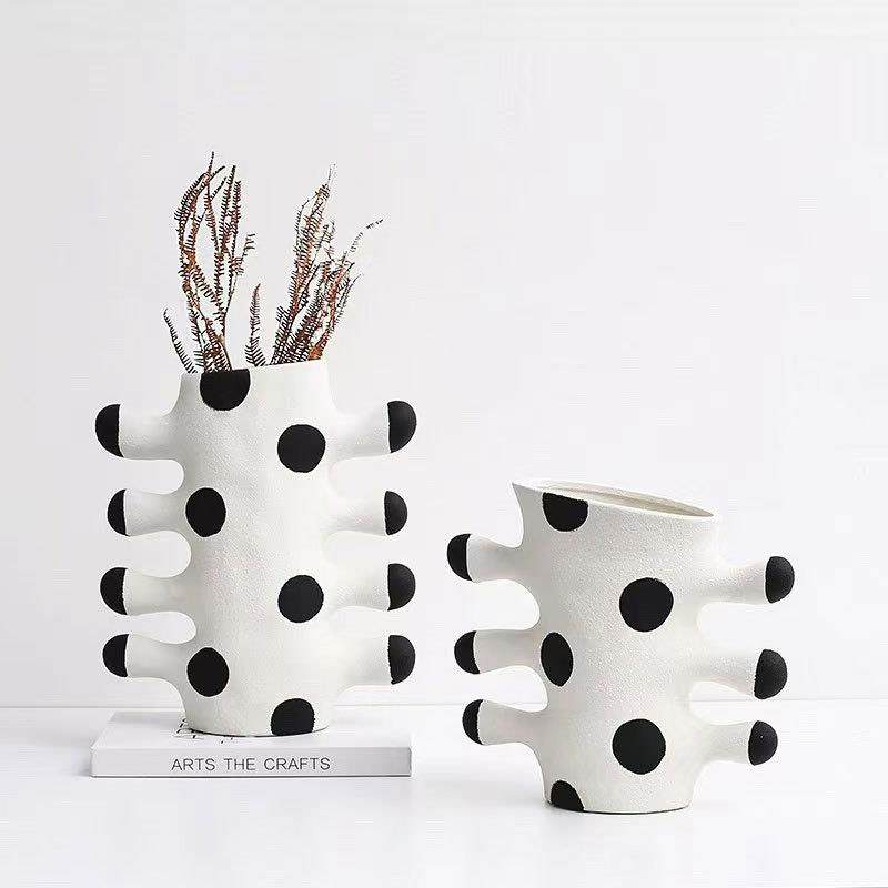 简约现代波点复古仙人掌创意花瓶样板间软装电视柜书房家居装饰摆
