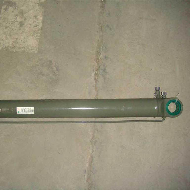 适用重汽豪沃A7高地板驾驶室举升油缸 WG9925824014