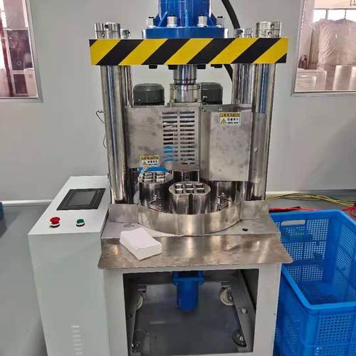 供应一次性压缩毛巾机无纺布洗脸巾压缩设备销售压袜子棉机械