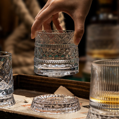 创意旋转威士忌酒杯洋酒杯解压玻璃杯家用啤酒杯高级感转转杯酒吧