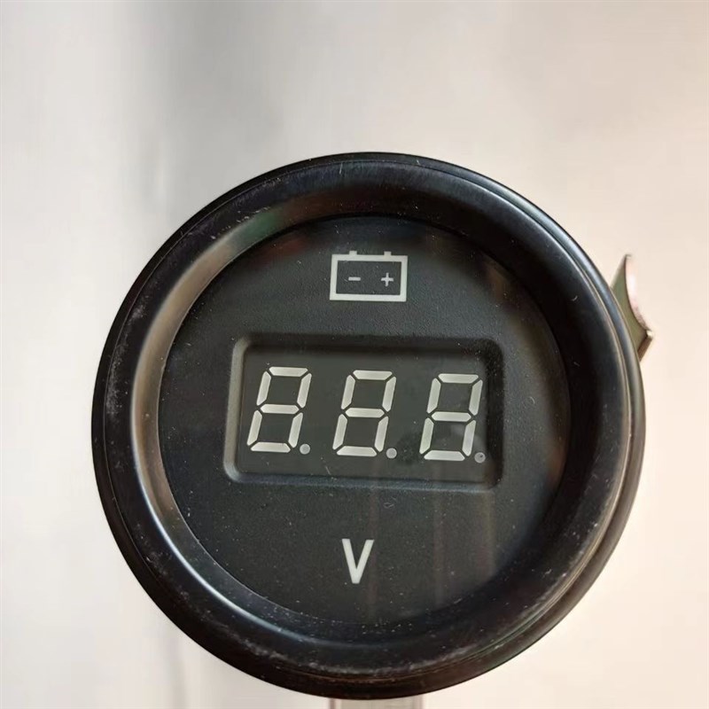 汽车拖拉机收割机工程圆形电子电压机油水温油量燃油表V2V通用