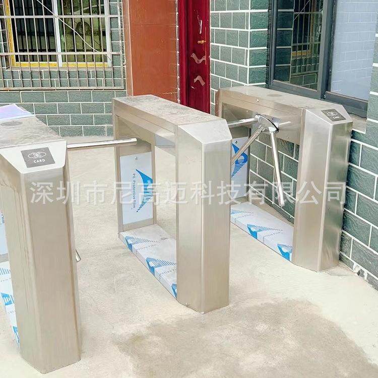 成都超市入口手动单项旋转三棍闸机场码头游客只出不进半高单向门