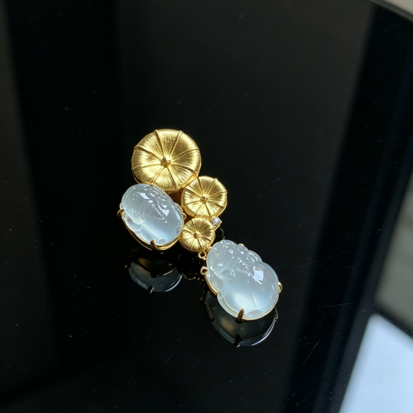 翠之匠翡翠A货高冰种起荧光小貔貅锁骨链吊坠18K金镶嵌玉石挂件
