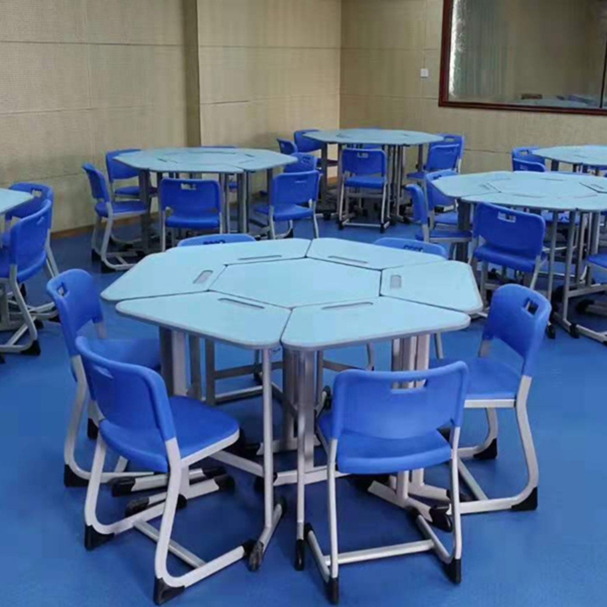 学生学校智慧心理辅导教室组合拼接课桌六边形梯形团体交流学习桌