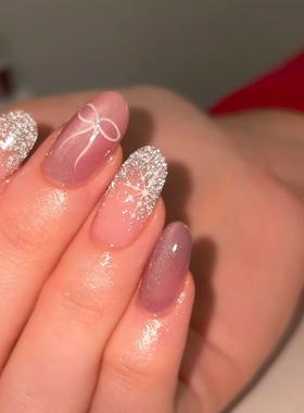 冬日雪花猫眼海莉穿戴甲手工中长款老钱美甲高级绝美杏仁指甲