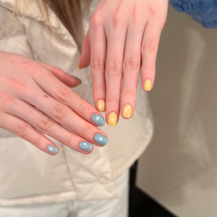 黄蓝撞色简约穿戴甲手工中长海莉美甲高级绝美杏仁指甲 2026新款