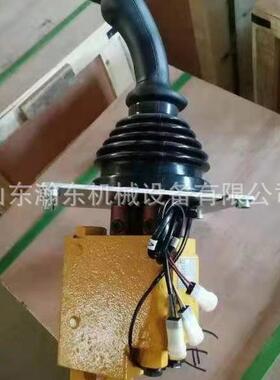 装ENH载雷沃R60E油电机RL11-F门61机C060000A0