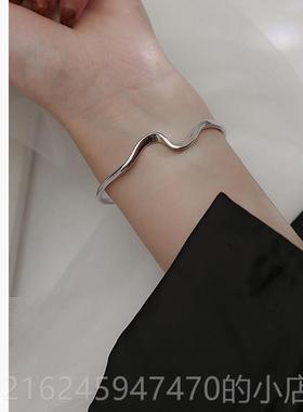 高档饰悟银饰莫轻比乌斯银手镯女纯年款手镯in小众设计镯银子纯s