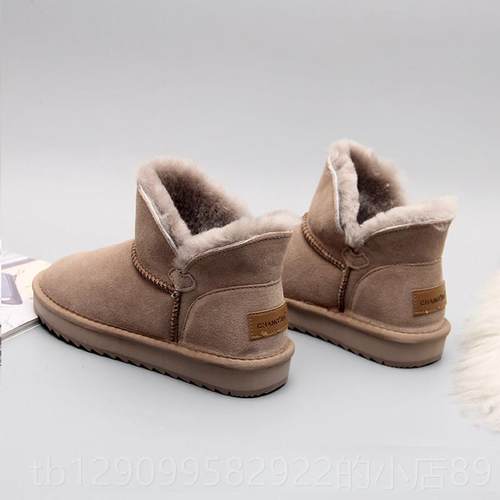 正品季新款冬皮毛一体雪地靴女短筒时短尚保暖学生棉平底真皮羊毛