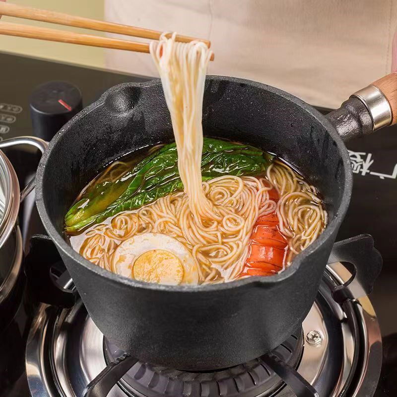 铸铁宝宝辅食奶锅无涂层不粘锅热牛奶锅煮粥泡面小铁锅电磁炉通用