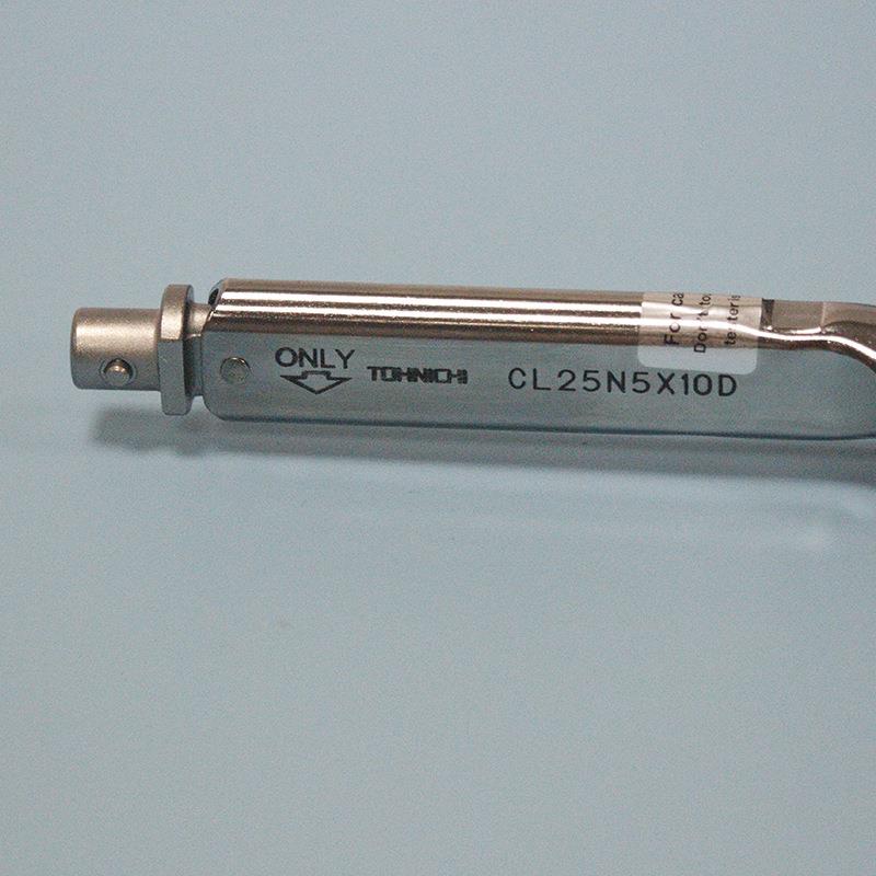 东日OHNIHI力扳C手CL301系列脱跳式咔嗒扳手带刻度扭预制式扭矩T