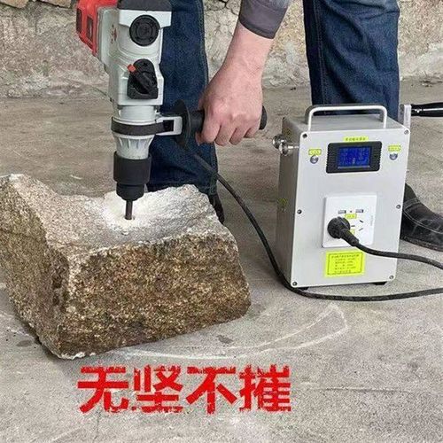 迷你小发电机应急手摇手动小型发电机220V大功率家用两用多功