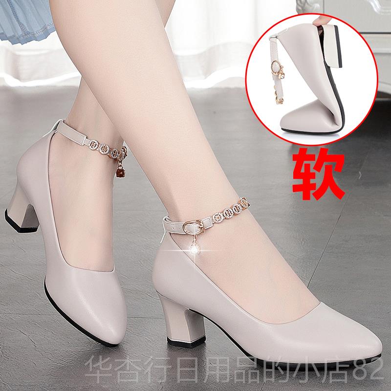 正品皮单鞋女真软底女妈鞋妈鞋中跟225年春0季女士一字扣皮鞋舞蹈