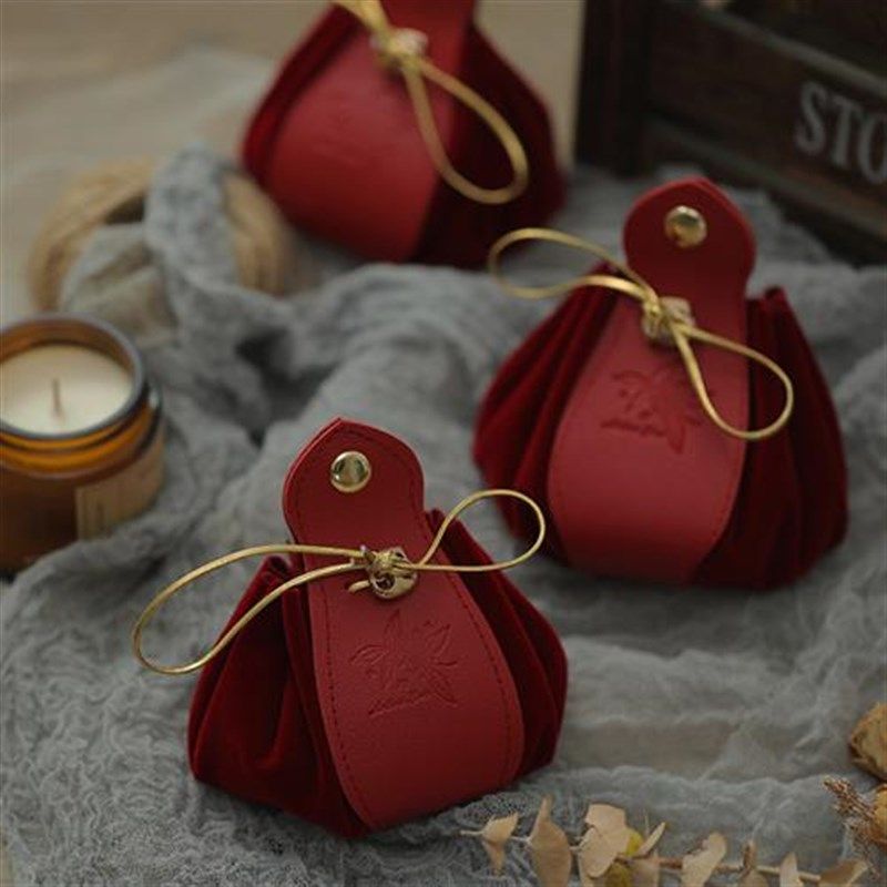 2024新款手提结婚喜糖盒空盒高级感婚礼喜糖袋高档精致糖果包装盒