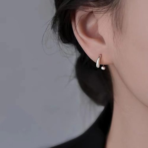 【巷南】999纯银水滴耳钉高级感女耳环2025新款爆款轻奢小众耳饰