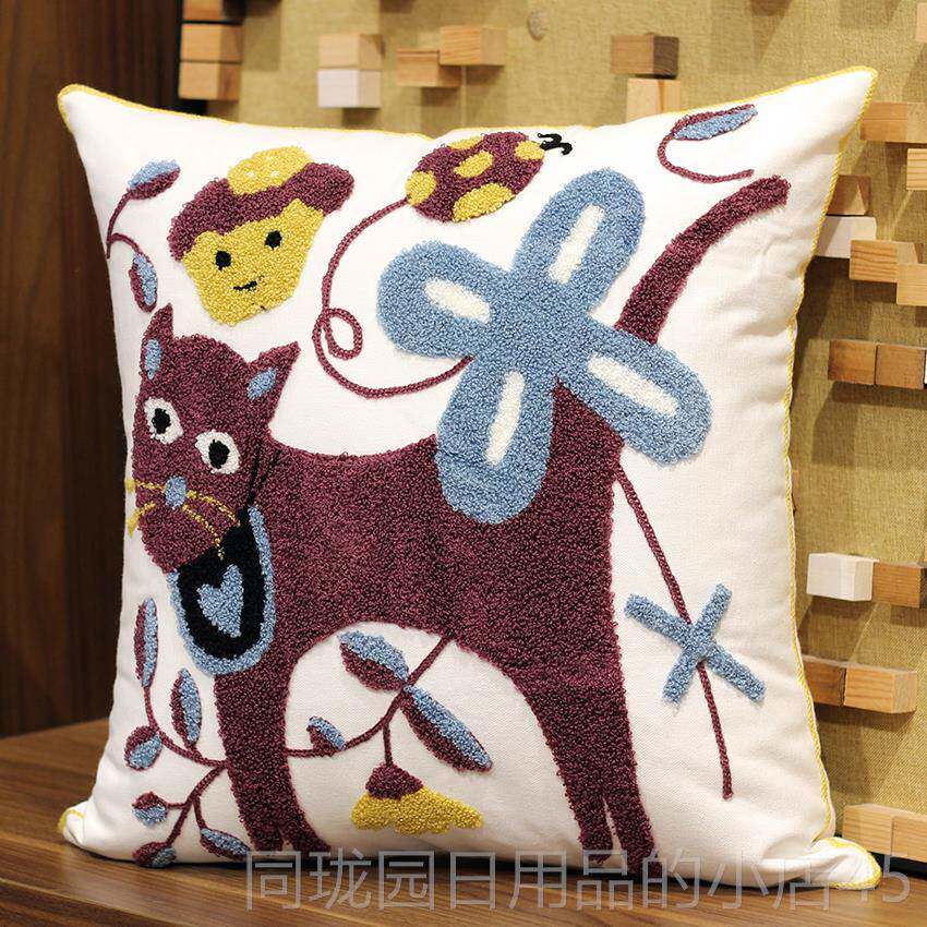 正品文公艺爱卡通客厅沙发可靠垫抱枕 美式乡村鲁绣靠靠枕办室座