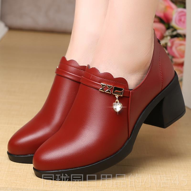 正品妈鞋真皮软底单鞋春秋款皮新款舒适中年女女鞋超软大尺码中老