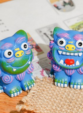 狮三百瞪眼 小狮子可爱动物卧室桌面树脂摆件装饰保平安送礼文创