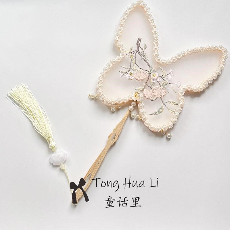 团扇古风刺绣蝴蝶仙气扇舞蹈汉服走秀拍摄长柄古典仙桃儿童团扇