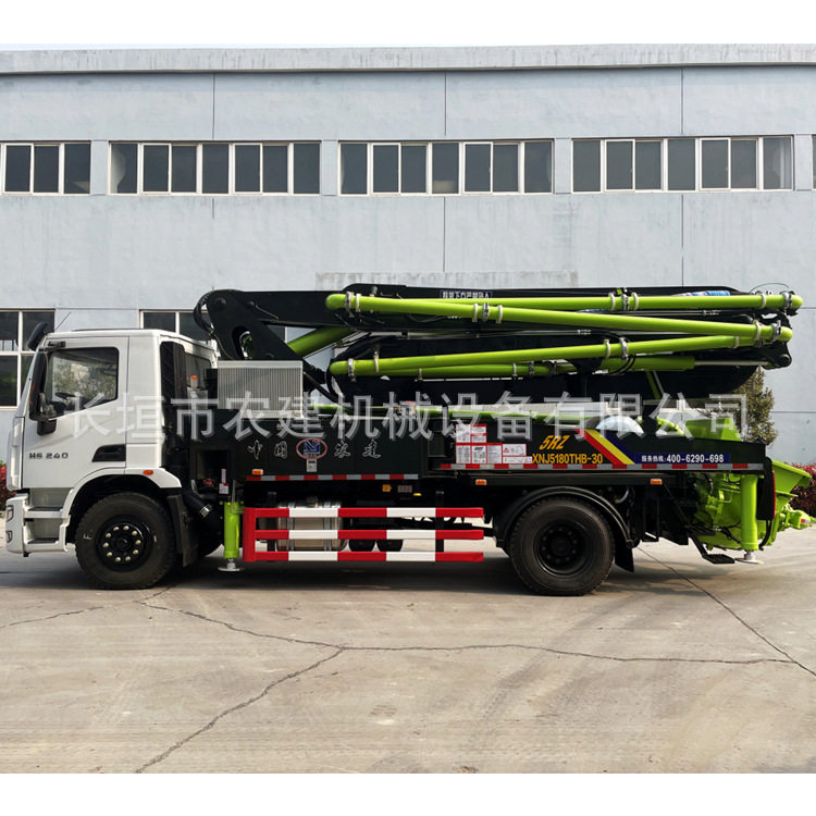 农建30米小型混凝土泵车