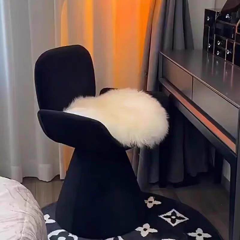 轻奢妆化凳卧室梳妆凳单人发奶油椅风家用衣帽间OFE女生梳妆沙台,鲜花速递/花卉仿真/绿植园艺,其它园艺用品,淘宝优惠券,粉丝福利购,淘宝优惠卷