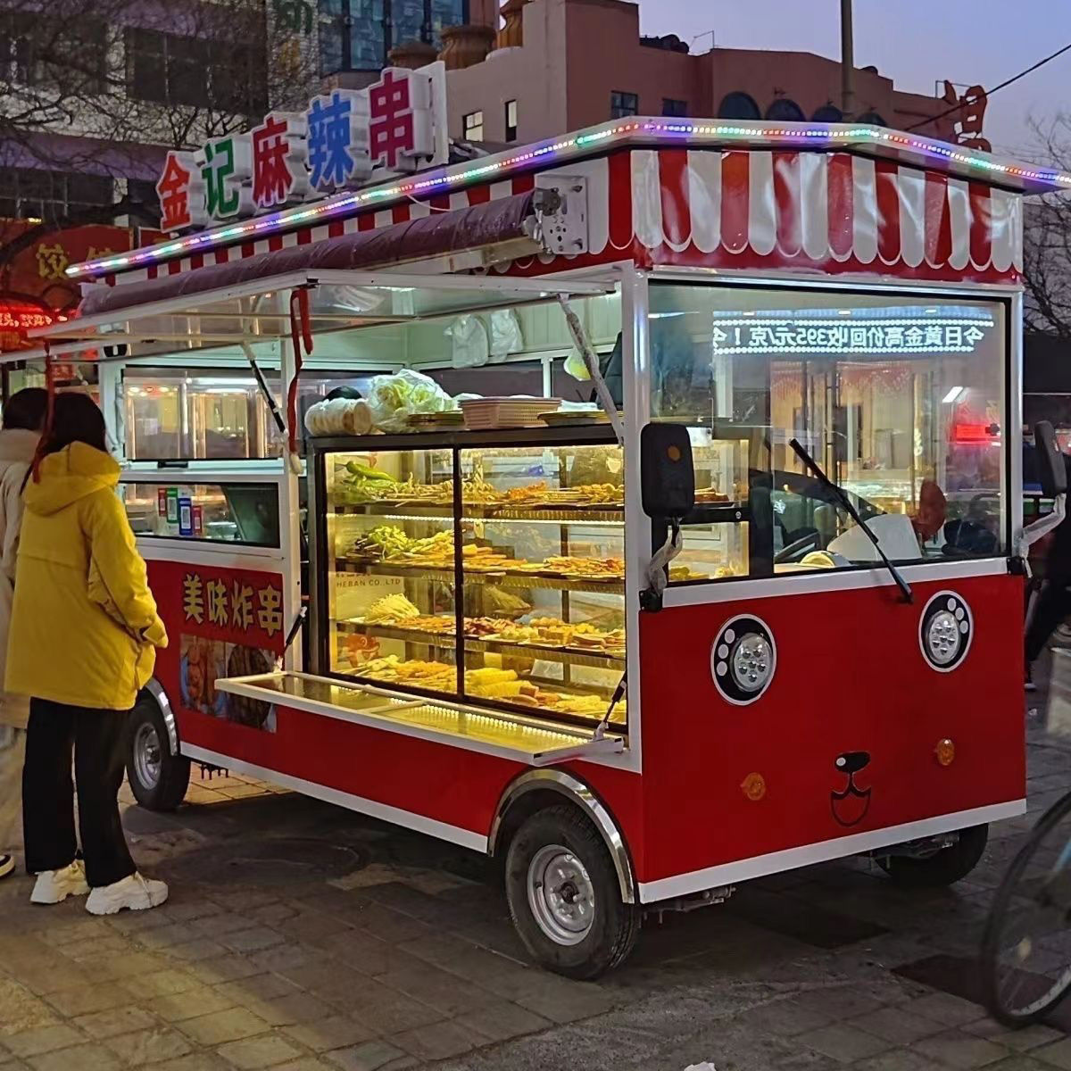 四轮电动油炸夜市摆摊餐车