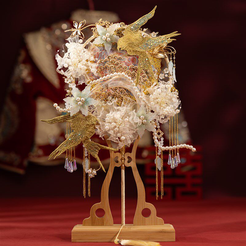 古风结婚礼团扇香槟色造花液新娘扇子喜扇出嫁接亲手捧花dy材料包
