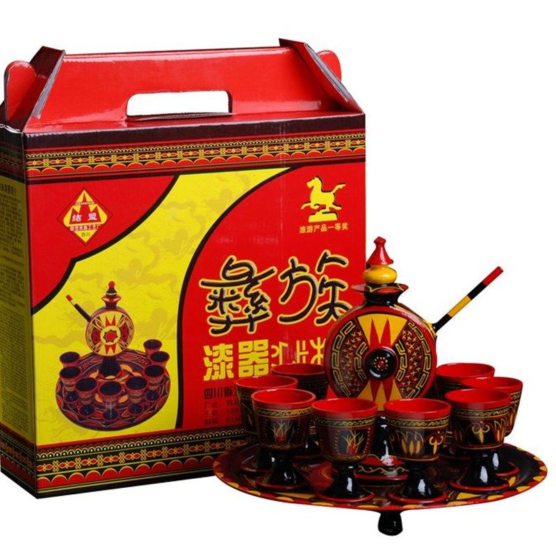 四川凉山西昌少数民族特色彩绘工艺品彝族实木手绘漆器中型酒具餐