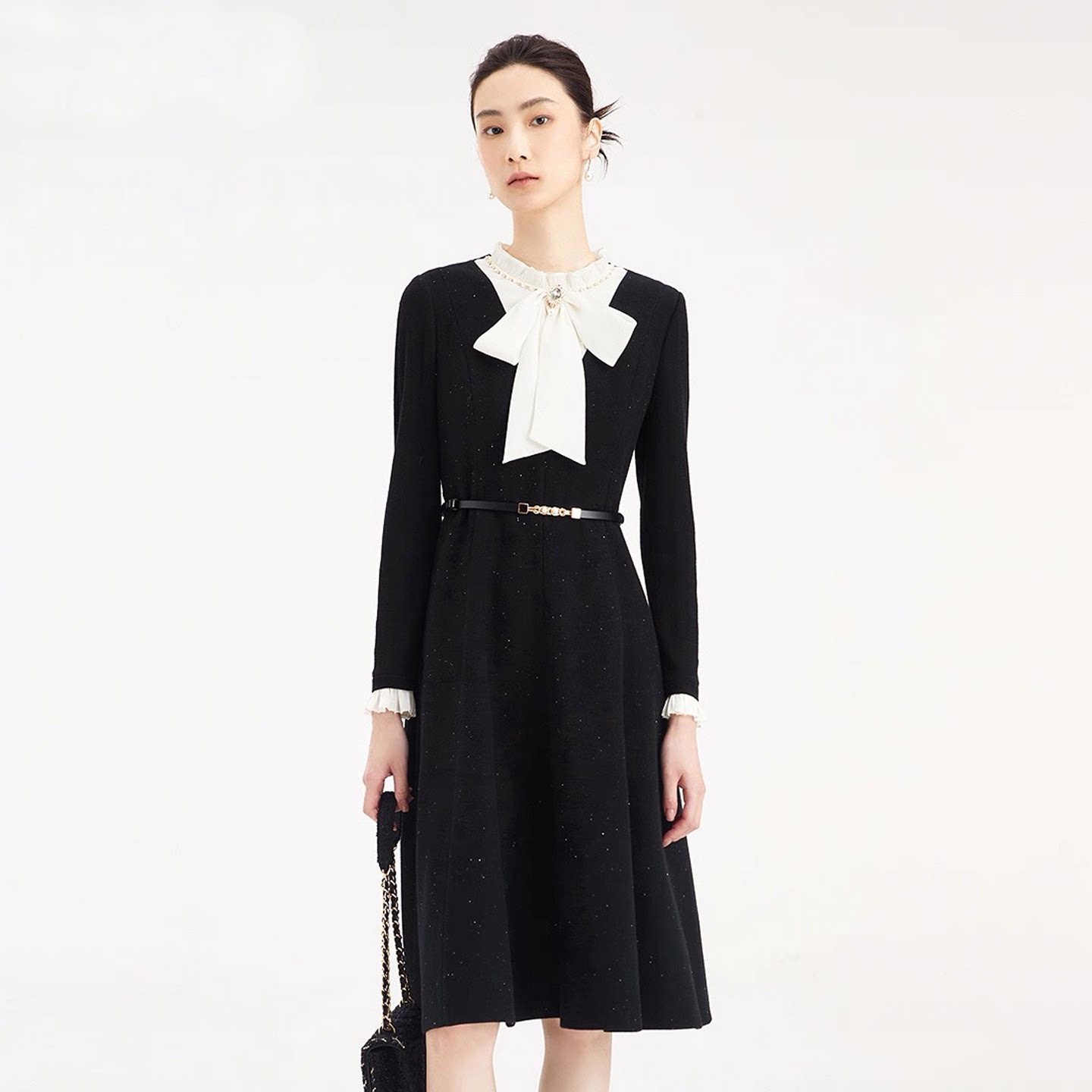 珂莱商场同款2025秋冬季新款女装优雅拼接飘带领长袖羊毛呢连衣裙