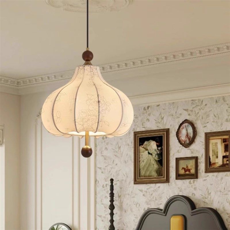 法式中古餐厅布艺吊灯复古侘寂风花纹实木卧室衣帽间吧台栗子灯,家装灯饰光源,餐厅吊灯,淘宝优惠券,粉丝福利购,淘宝优惠卷