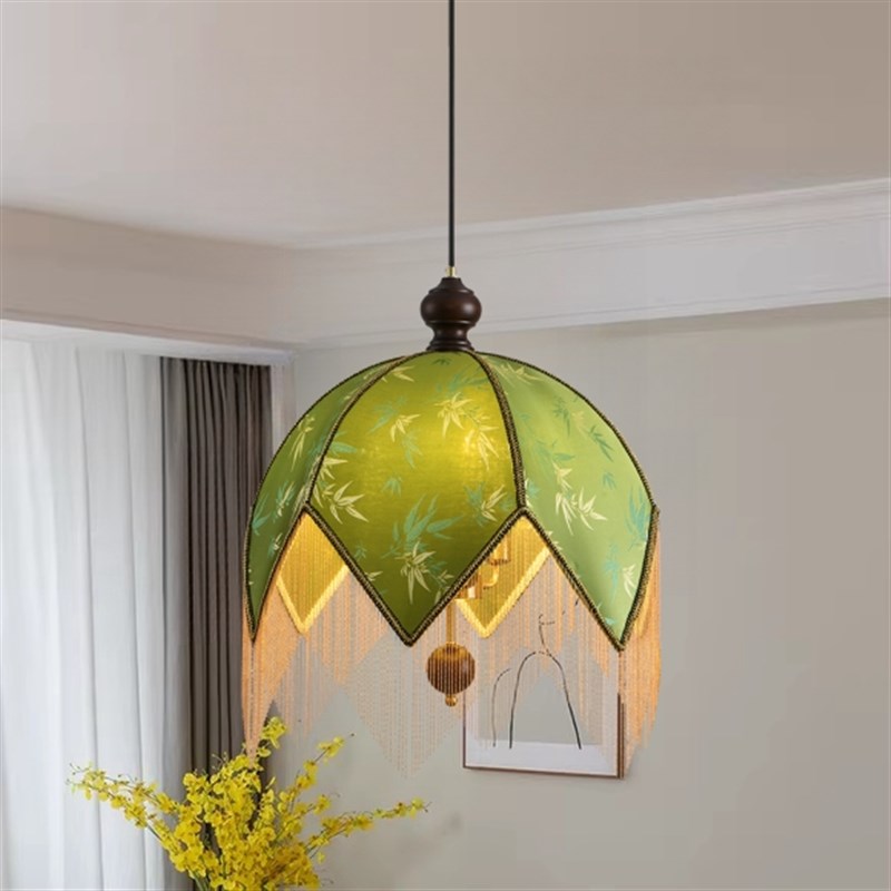 法式餐厅吊灯2024年新款高级感家用卧室布艺灯中古风小户型吧台灯