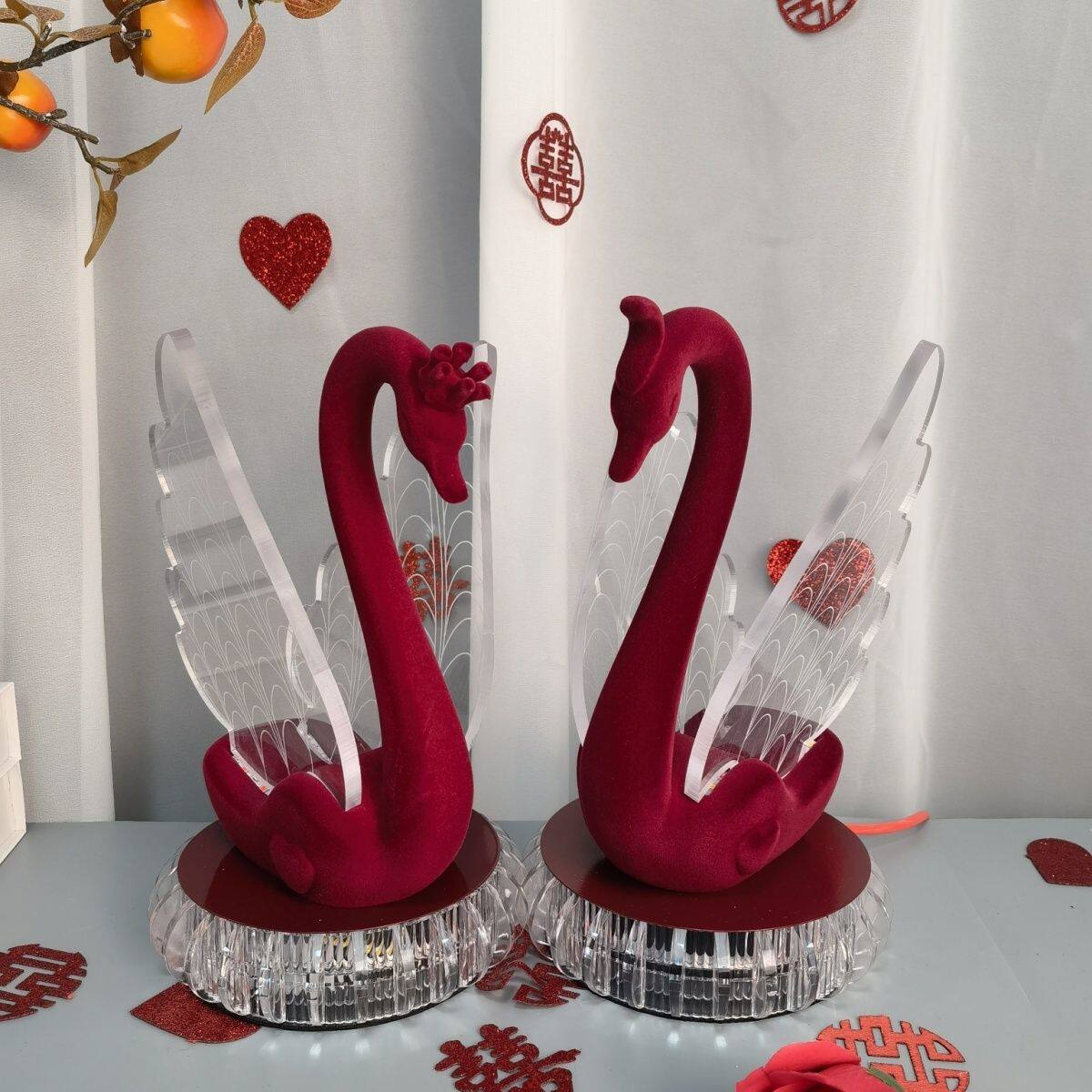 高档结婚长明灯结婚一对天鹅台灯新娘婚房新款结婚用品卧室床头灯