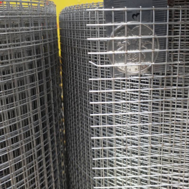 不锈钢网30不锈钢电焊网宠物笼网隔离阳台封窗防盗网防护网