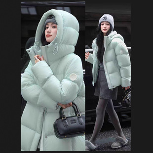 抗寒长短款连帽羽绒服女2026冬季新款时尚袖标加厚白鸭绒情侣外套