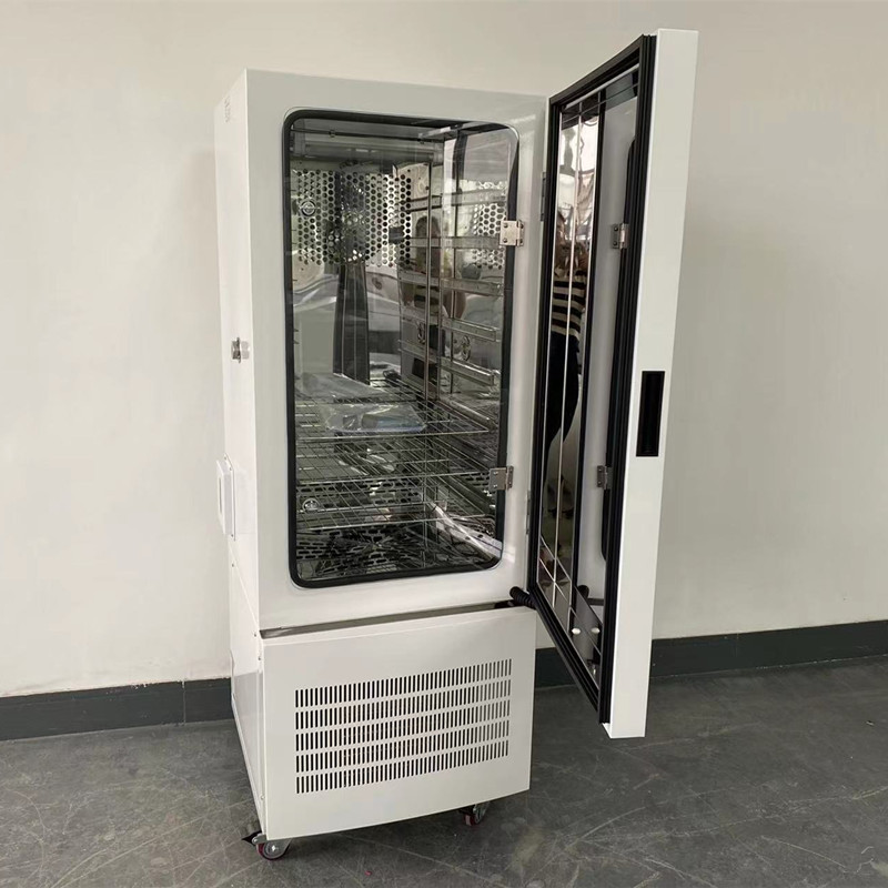 龙跃液晶屏恒温恒湿培养箱