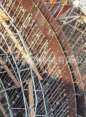 汽坡道水弧模IUZ板支设方案，圆木工圆弧模板，车贺州圆形污井模