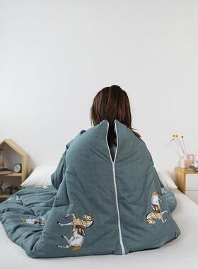 多功能人汽车抱枕IAW被子二合一车用枕用午睡枕头车载靠冬两懒季