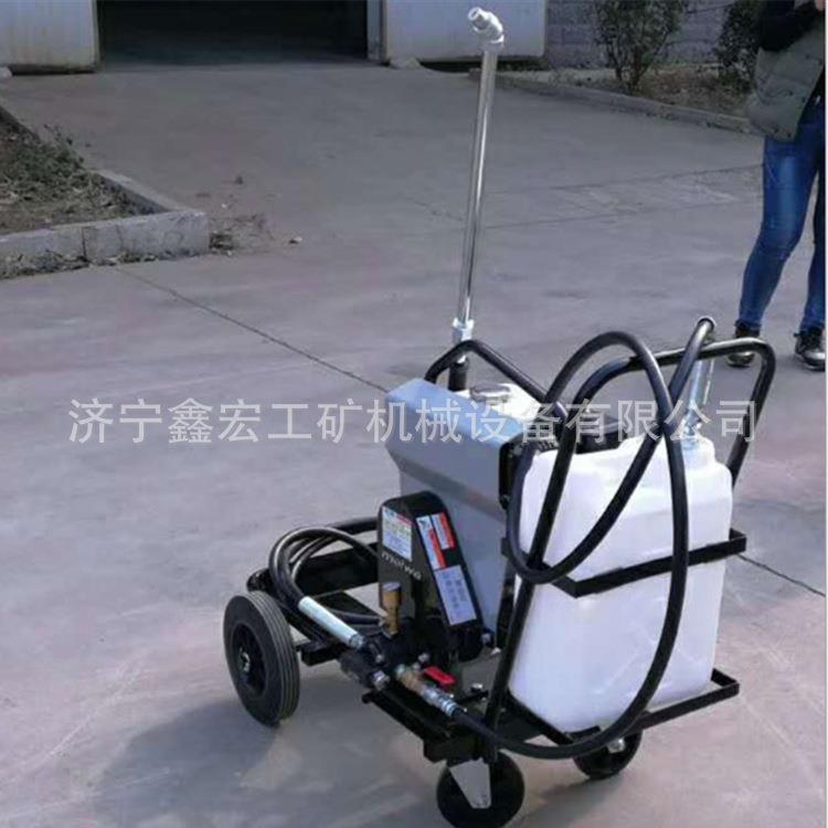 济宁鑫宏沥青路面洒布机5L公路乳QAY0化沥喷青洒机全安放心