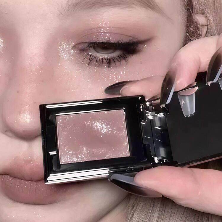 烟熏灰粉！单色成妆碎闪眼影盘2026新款粉蓝色多用膏爆闪珠光细闪