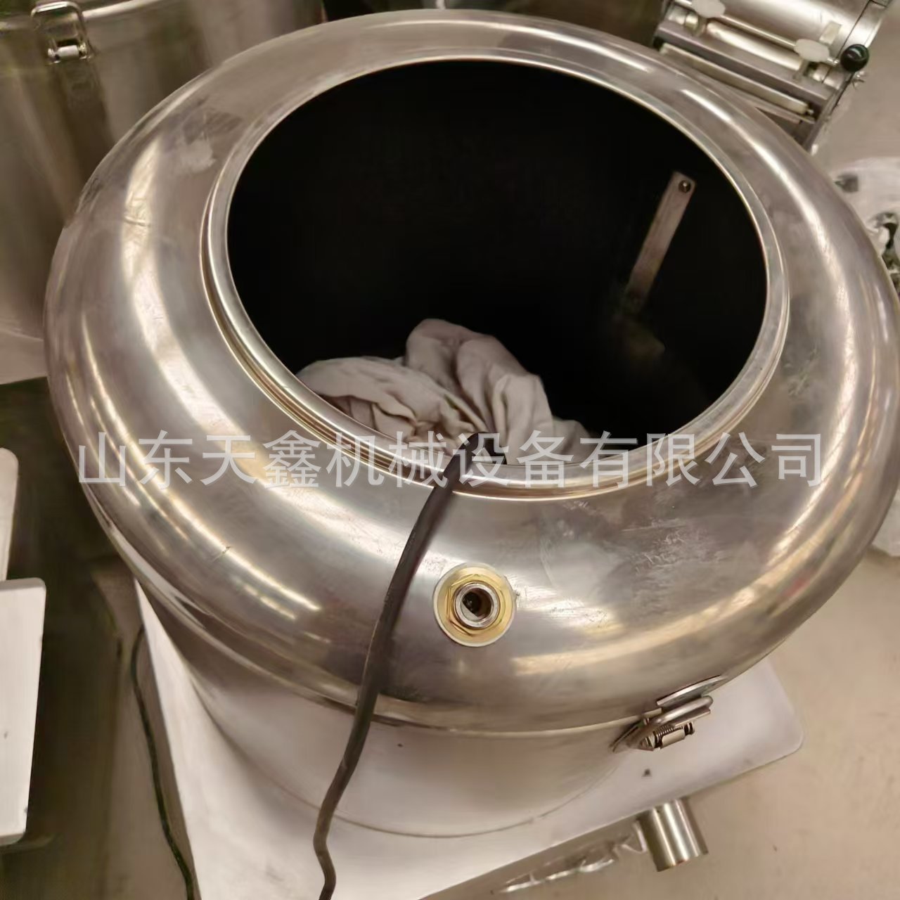 杭州桐庐县土豆脱皮机洋葱脱皮机大蒜脱皮机芋头脱皮机