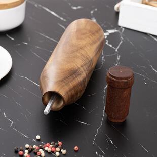 手动啤酒瓶形机状780胡海椒粉研磨器家用花椒盐研磨便携黑胡椒香