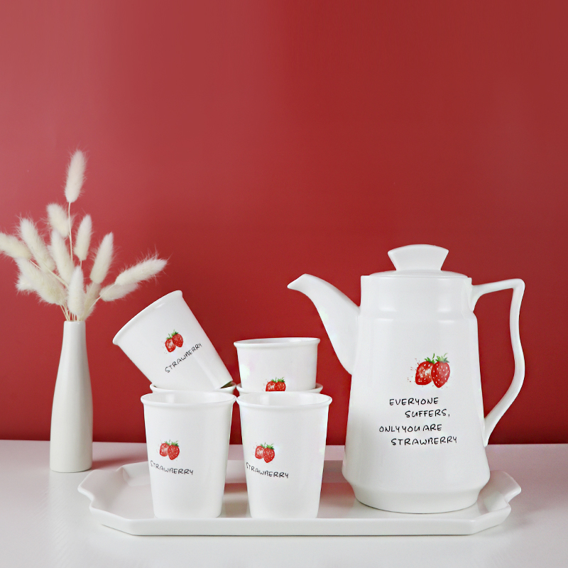 陶瓷冷水壶草莓水杯套装家用水壶带托盘客厅水具耐高温凉水壶茶壶