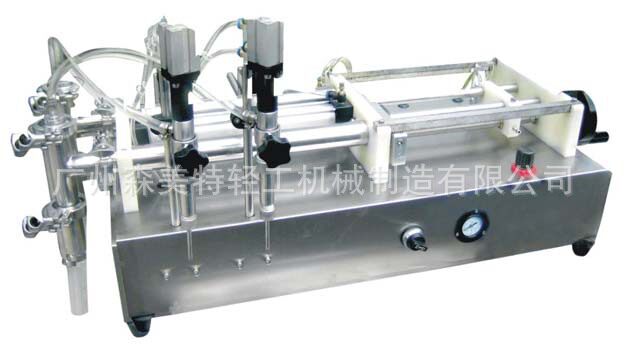 双头液体定量灌装机气动双头卧式自吸灌装机双头机油灌装机
