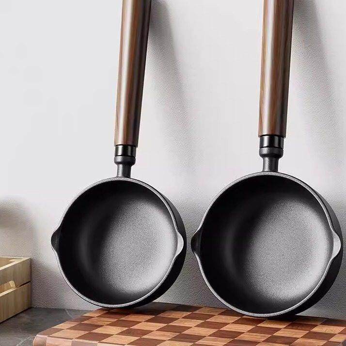 德国热油小锅铸铁煎蛋锅泼油锅平底锅烧油浇油小铁锅不粘煎鸡蛋